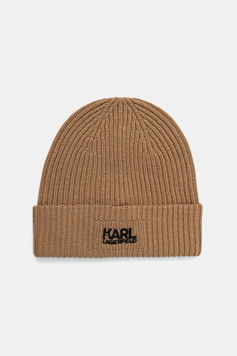 cappello con lana colore verde 554305.805601