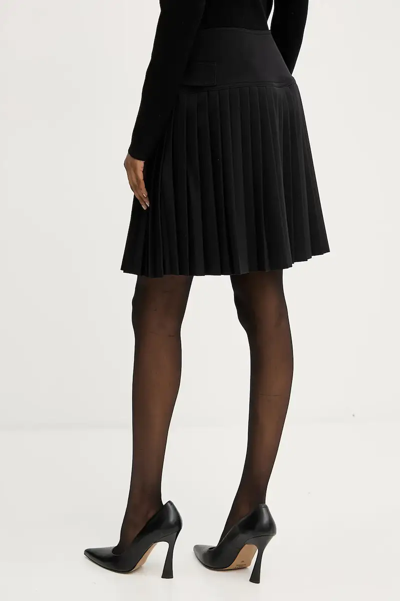 gonna colore nero A3W12022 miniatura 3