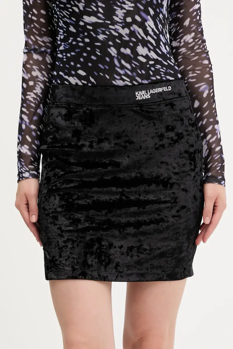 gonna in velluto colore nero A4W12003