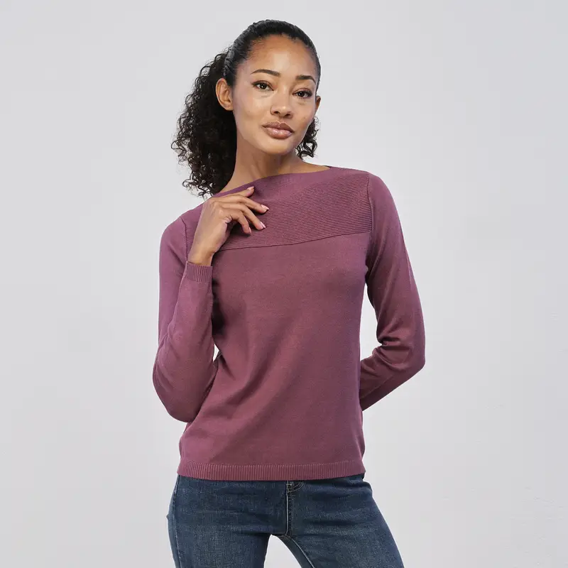 Maglia blu da donna con inserto lavorato e scollo orizzontale