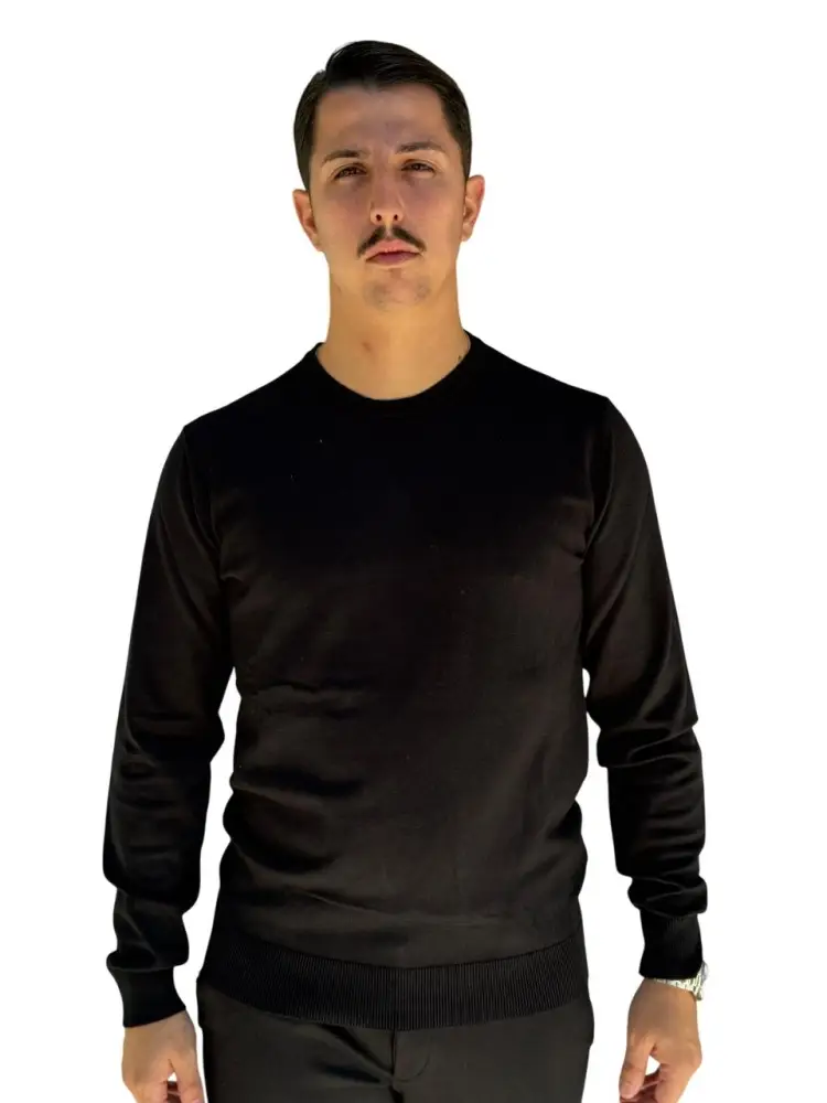 maglia nera uomo in misto viscosa