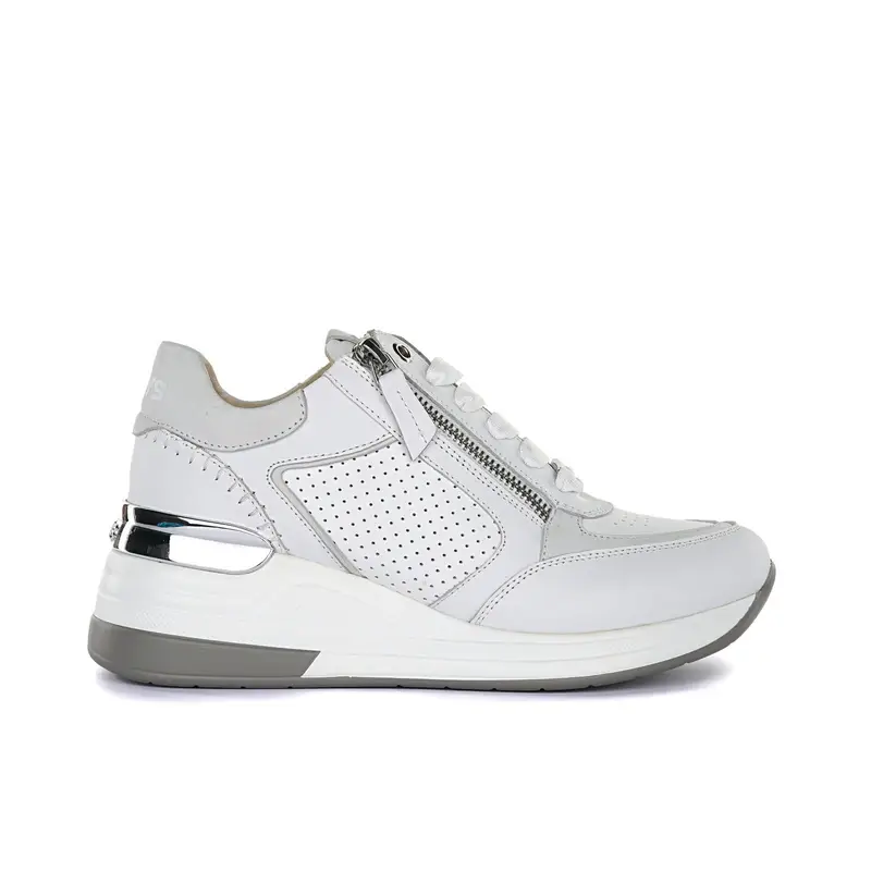 Sneakers bianche con suola zeppa e inserto traforato