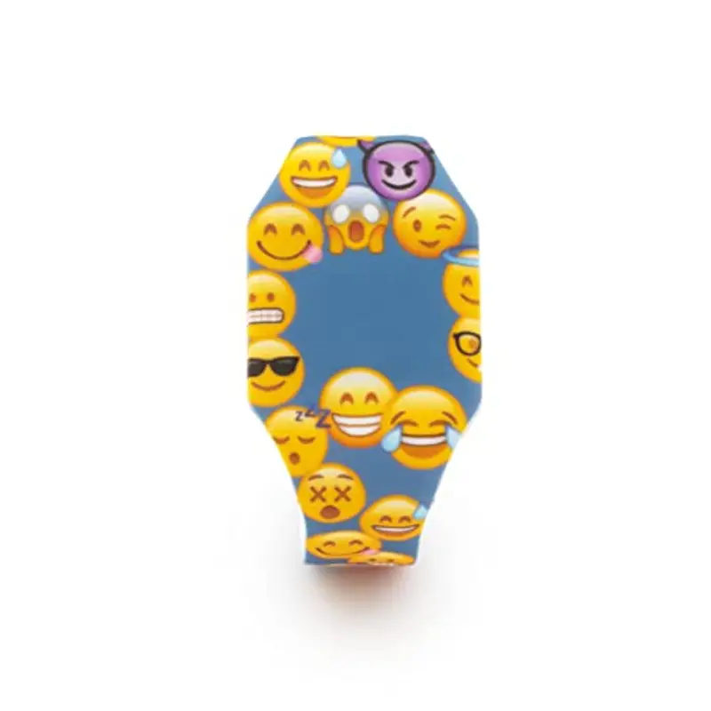 Kiddus Orologio digitale a LED bambini, ragazze, adulti. Cinturino comodo in morbido silicone. Batteria giapponese lunga durata. Facilità di lettura e apprendimento dell’ora miniatura 2