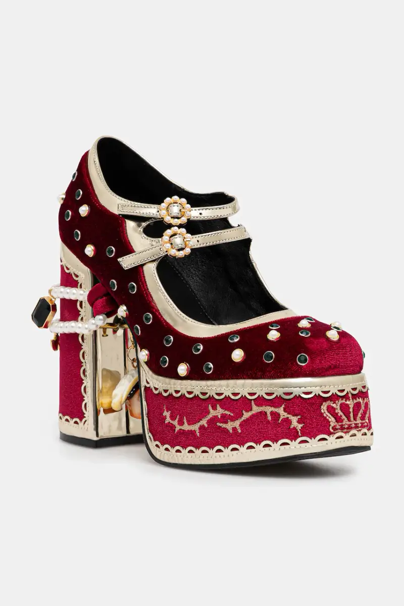 decolletè Boleyns Vengeance colore granata DBP81