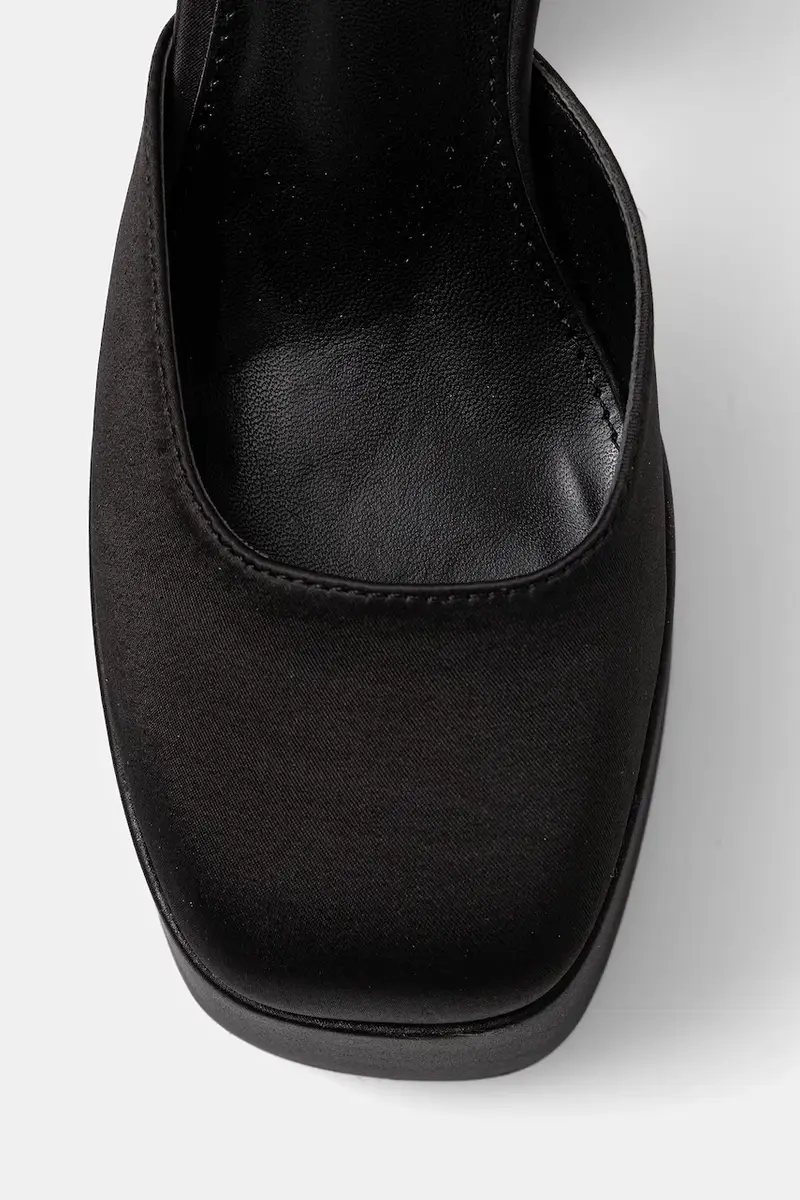 decolletè colore nero Gilda miniatura 4