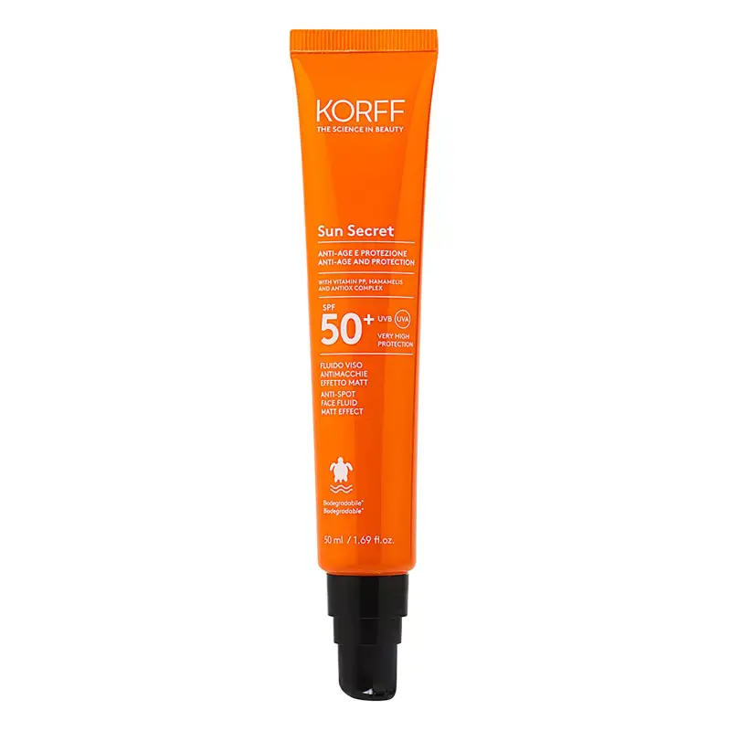 Sun Care Sun Secret Fluido Viso Antimacchie Effetto Matt SPF50+ - Protezione solare viso