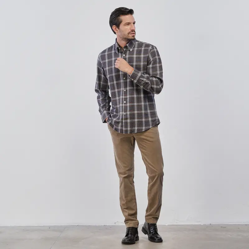 Pantaloni lunghi beige da uomo con tasche