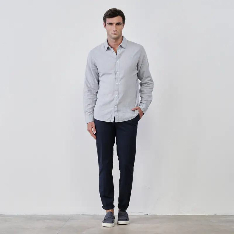 Pantaloni lunghi blu scuro da uomo in cotone con tasche