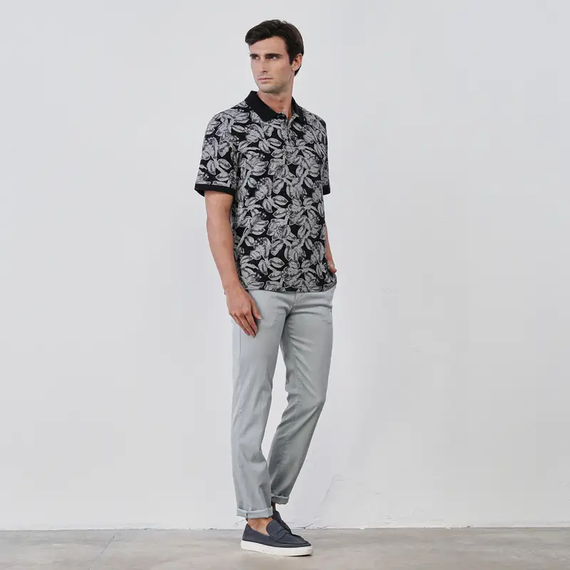 Pantaloni lunghi grigi da uomo in cotone con tasche