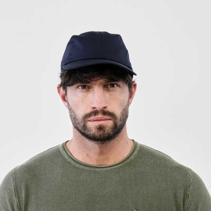 Cappelino blu tinta unita