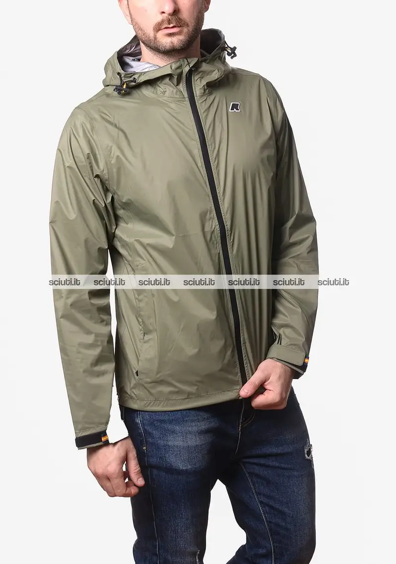 Giubbotto Kway uomo verde muschio ultaleggero Charmain Travel