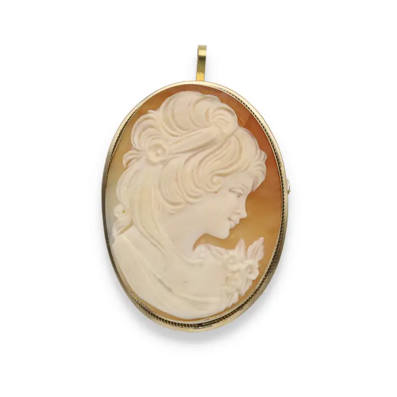 Pendente/spilla in oro giallo e cammeo