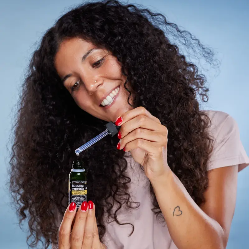 Attivi Capelli Silicone vegetale + Amla - Olio capelli miniatura 2