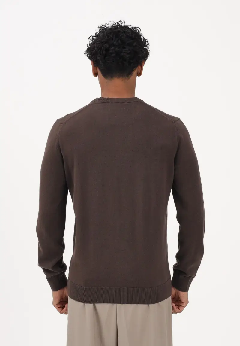 Maglioncino girocollo marrone da uomo miniatura 3