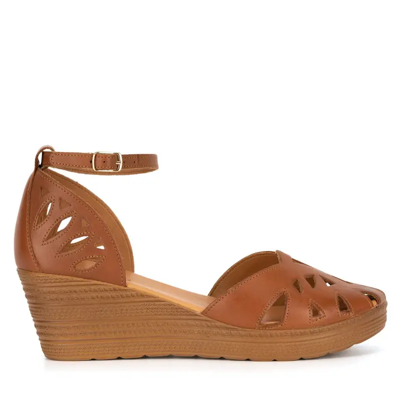 Scarpe basse Lasocki EST-313-14 Marrone