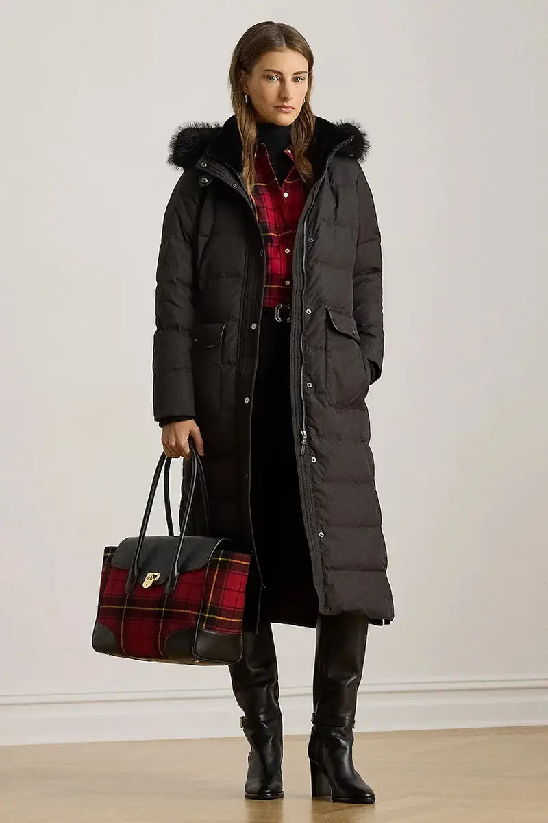 piumino colore nero 297P04092