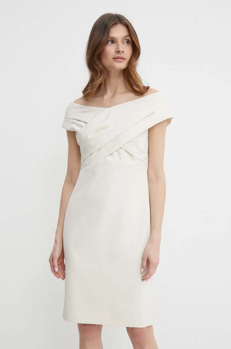 vestito colore beige