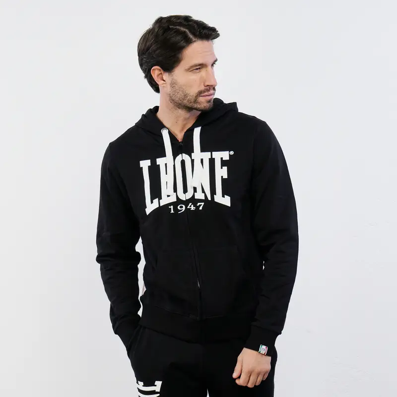 Felpa nera sportiva da uomo con maxi logo, cappuccio e zip