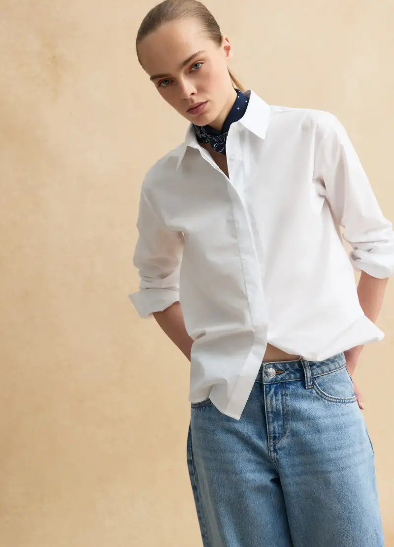 Camicia In Puro Cotone Bianca Regular Fit Con Collo Classico E Bottoni, Donna, Bianco