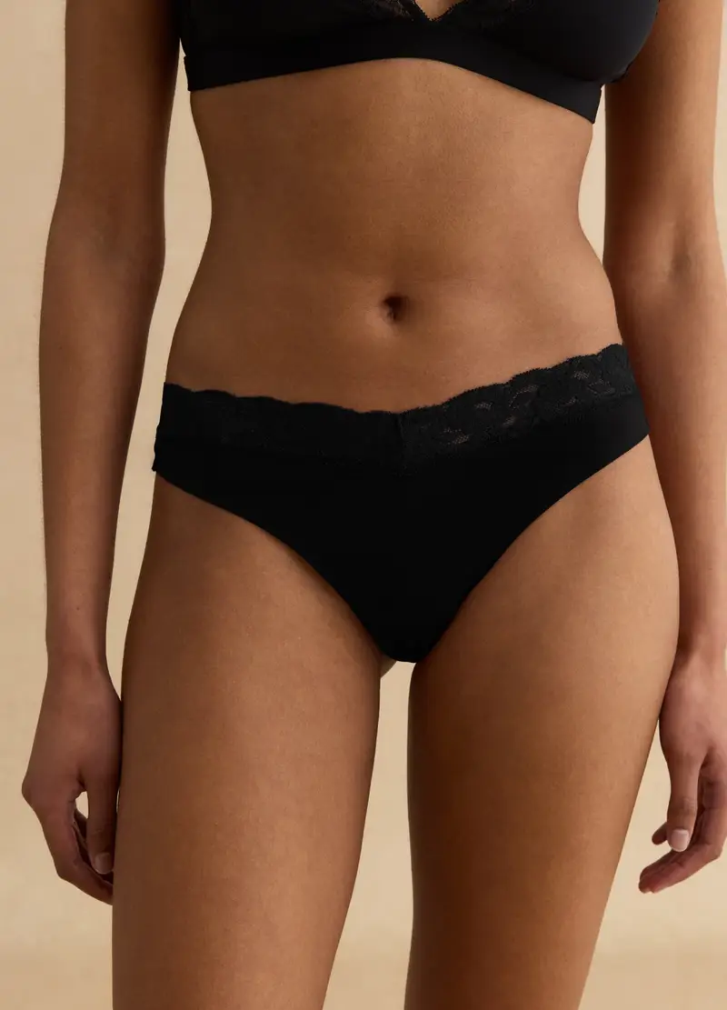 Tanga Nero Regular Fit Con Dettagli In Pizzo, Donna, Nero miniatura 2