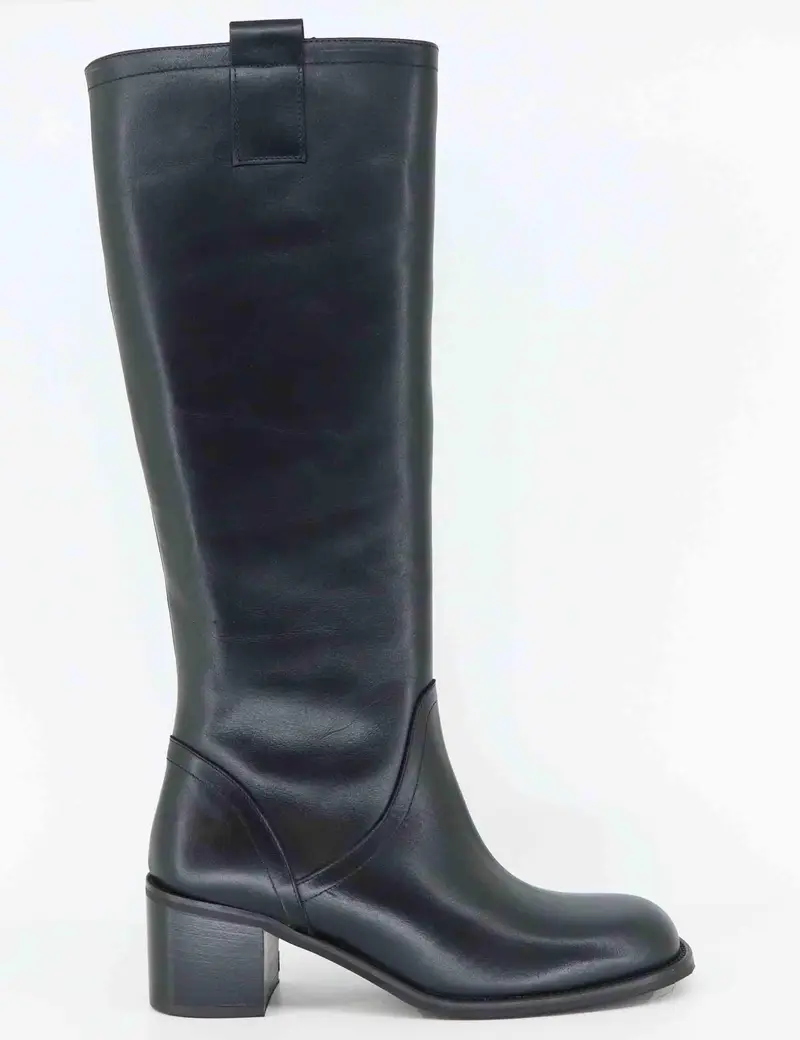 Stivali a tubo in pelle nera Donna D306 001