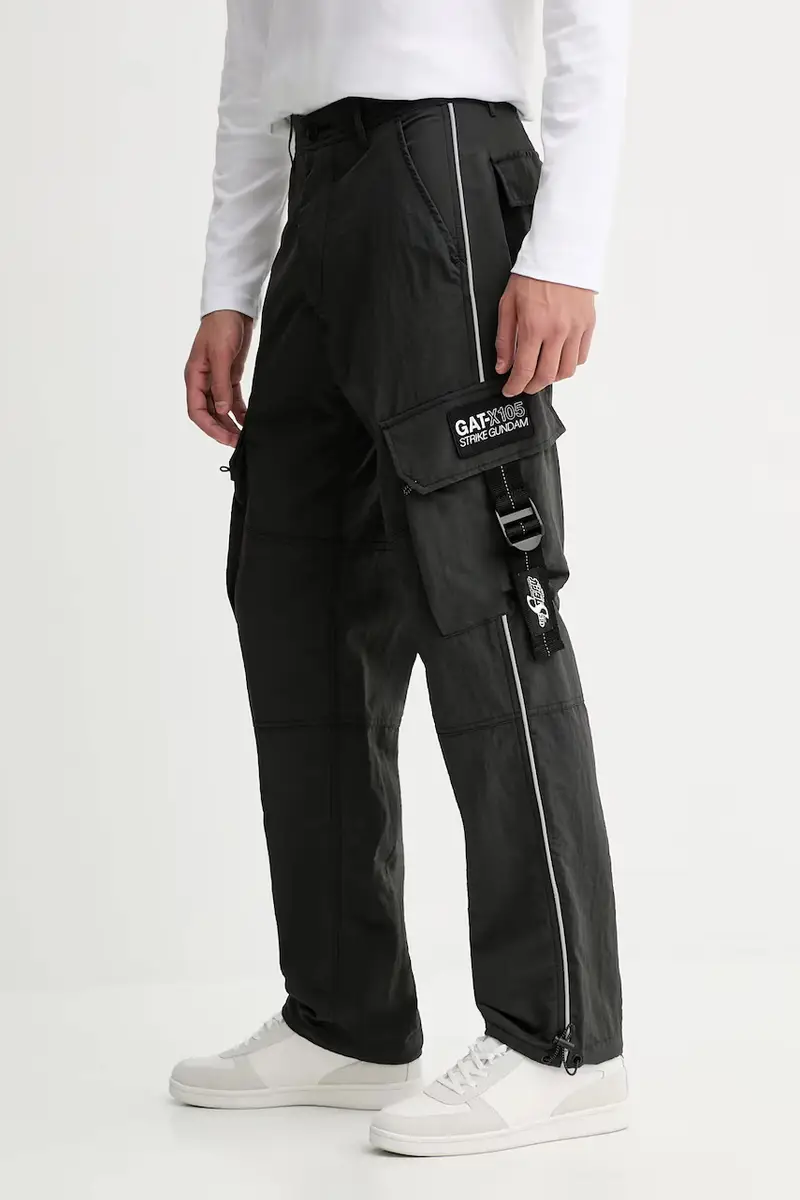 Levi's pantaloni x Gundam SEED Grigio