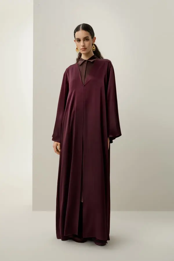 Abaya Lunga Donna in Seta Charmeuse Elegante Asimmetrica Pinot Nero