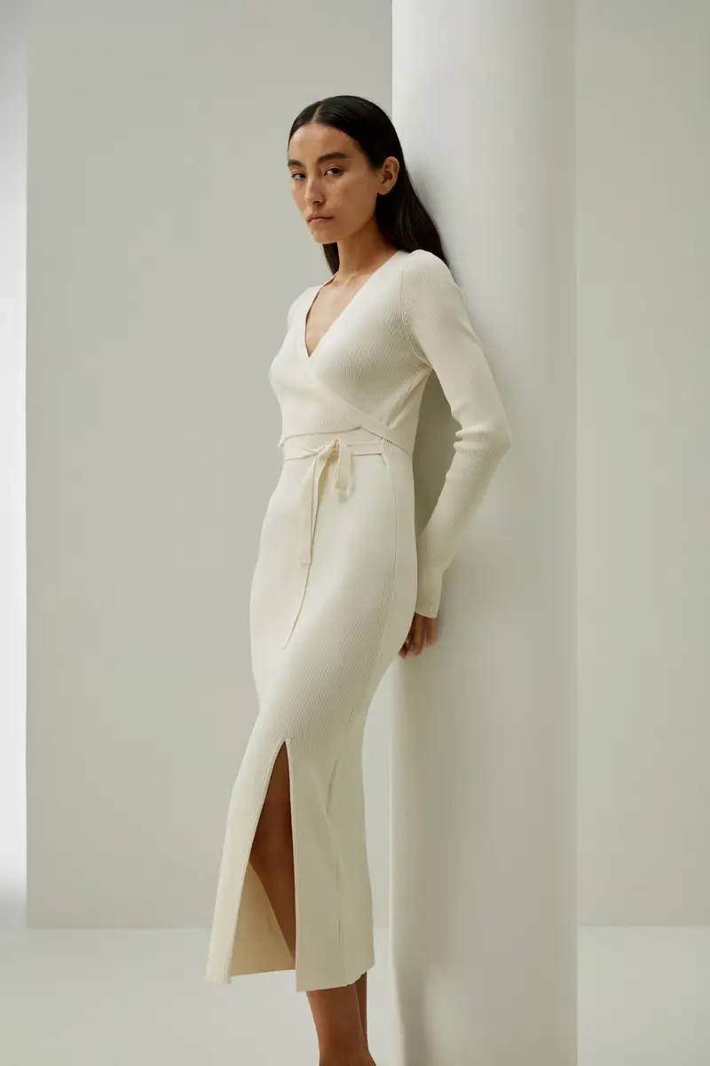 Abito Seta Allacciatura Avanti Con Cintura85% Seta Di Gelso E 15% Nylon 85% Seta Di Gelso E 15% Nylon Spacco Anteriore Bianco