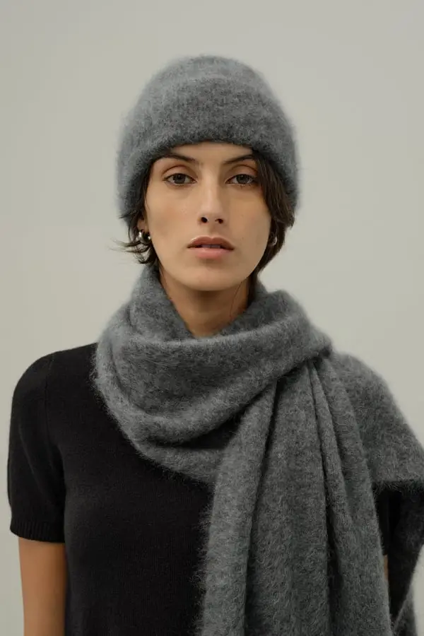 Berretto Invernale in Cashmere Spazzolato Morbido Cappello Minimalista Tuono