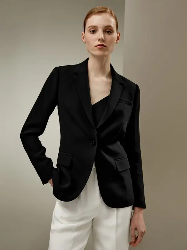 Blazer Elegante Seta Nero N12 Crêpe di Seta, Mezzo Foderato, Perfetto per l'Ufficio o la Sera
