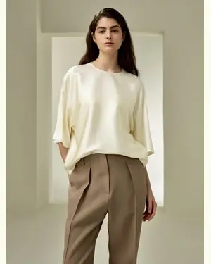 Bluse Eleganti In Seta Design A Girocolloseta Di Gelso Di Alta Qualità Seta Di Gelso Di Alta Qualità Vestibilità Regolare Giglio Bianco