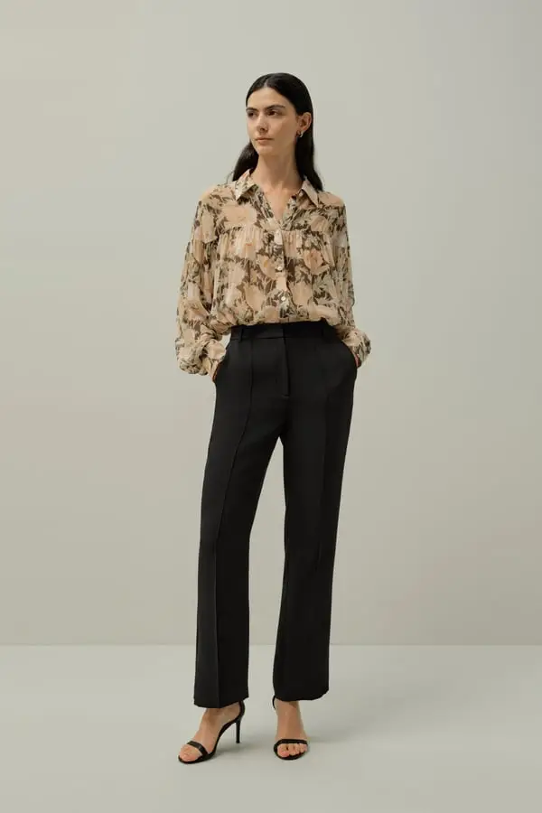 Camicetta Poppy Parade - Top Chiffon Oversize Maniche Dolman in Seta Liberty, Elegante e Versatile Sfilata di Papaveri