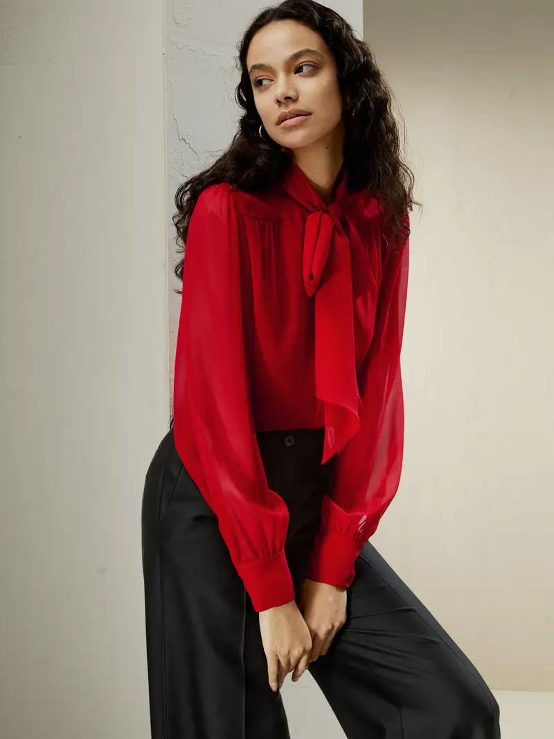 Camicia Di Seta Rosso Design Con Papillon 100% Seta Di Gelso Scelta Ideale Per L'Abbinamento