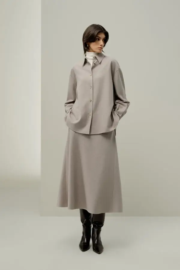 Camicia Oversize Seta-Lana Ciottolo - Calda, Elegante e Raffinata