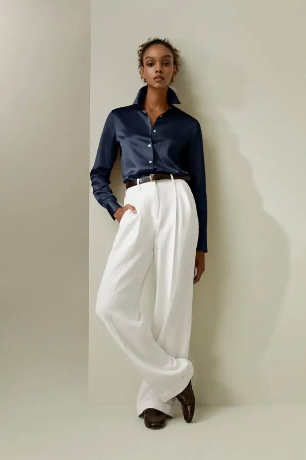 Camicia Seta Blu-Marino Colletto Aperto, Morbida & Elegante, Maniche Lunghe, Bottone Conchiglia