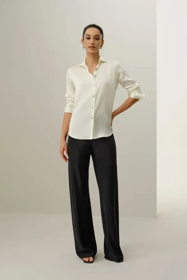 Camicia Seta Colletto Aperto, Morbida ed Elegante, Bianco Giglio Giglio Bianco