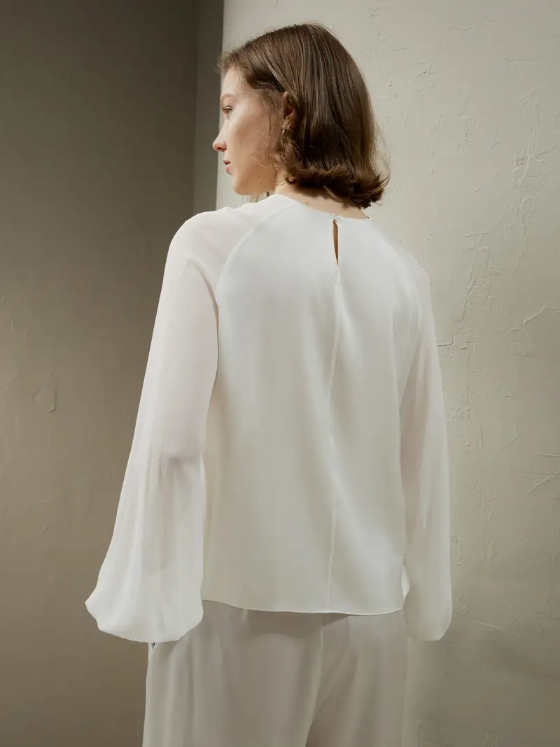 Camicia Seta Donna Bianco Fumo Stile Minimalista, Vestibilità Regolare Seta Elasticizzata Rispettosi Della Pelle E Traspiranti
