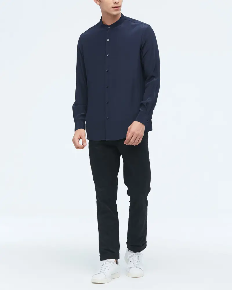 Camicia Seta Uomo Blu-Marino Collo Alto E Polsini Rotondi 100% Seta Pura Perfettamente Adatto Per Clienti Con Le Pelli Sensibili