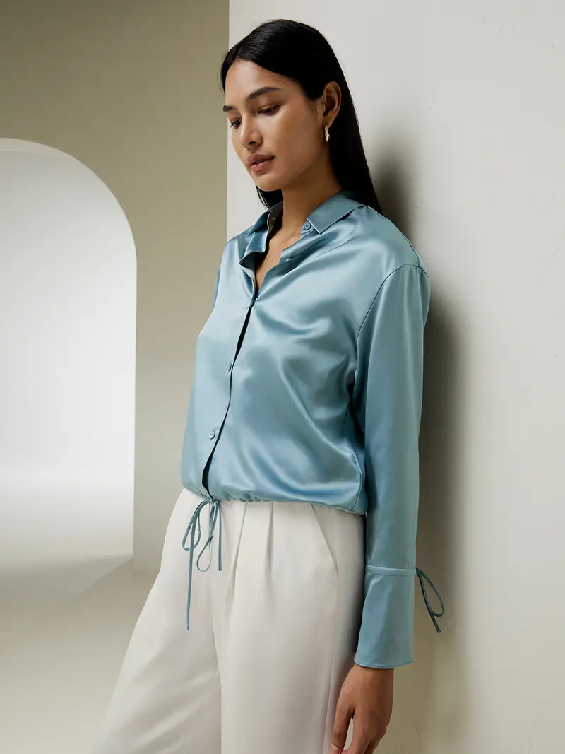 Camicie Donne Eleganti Seta Foschia Blu Increspature Sull'Orlo E Sulle Maniche 100% Pura Seta Più Duraturo E Più Rispettoso Dell'Ambiente