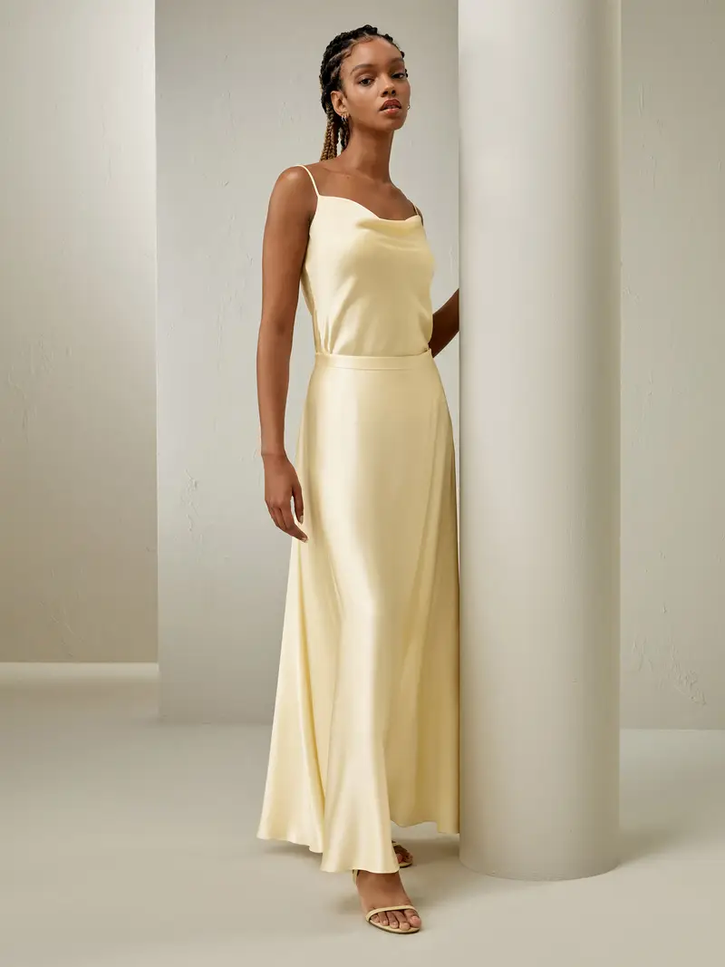 Canotte In Seta Eleganti Giallo Oro Scollo A Rondine, Vestibilità Stretta 100% Pura Seta Confortevole, Lucido E Liscio