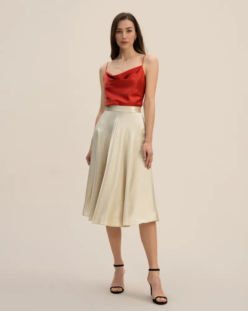 Canotte In Seta Rosso Scollo A Cappuccio, Senza Maniche 100% Seta Pura Perfettamente Adatto Per Clienti Con Le Pelli Sensibili