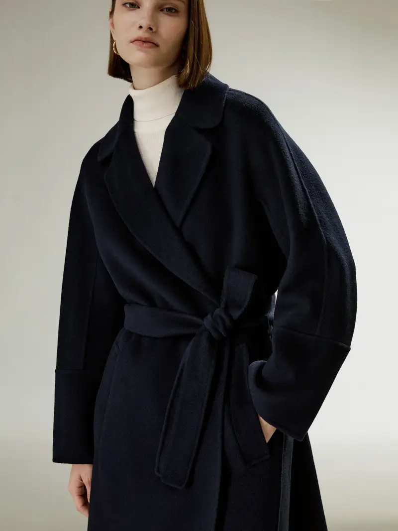 Cappotto Donna Blu Navy Maniche Lunghe A Kimono 50% Cashmere E 50% Lana Una Sensazione Incredibilmente Morbida E Confortevole