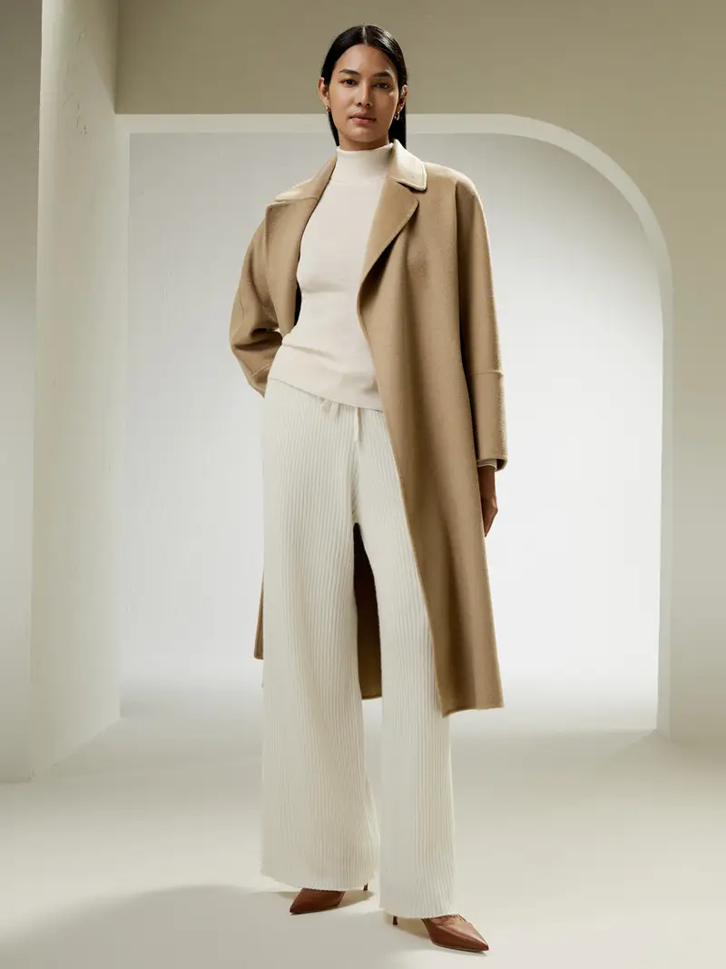 Cappotto Donna Cammello Cade Sotto Il Ginocchio 50% Cashmere E 50% Lana Un Tocco Di Eleganza Nella Vostra Vita