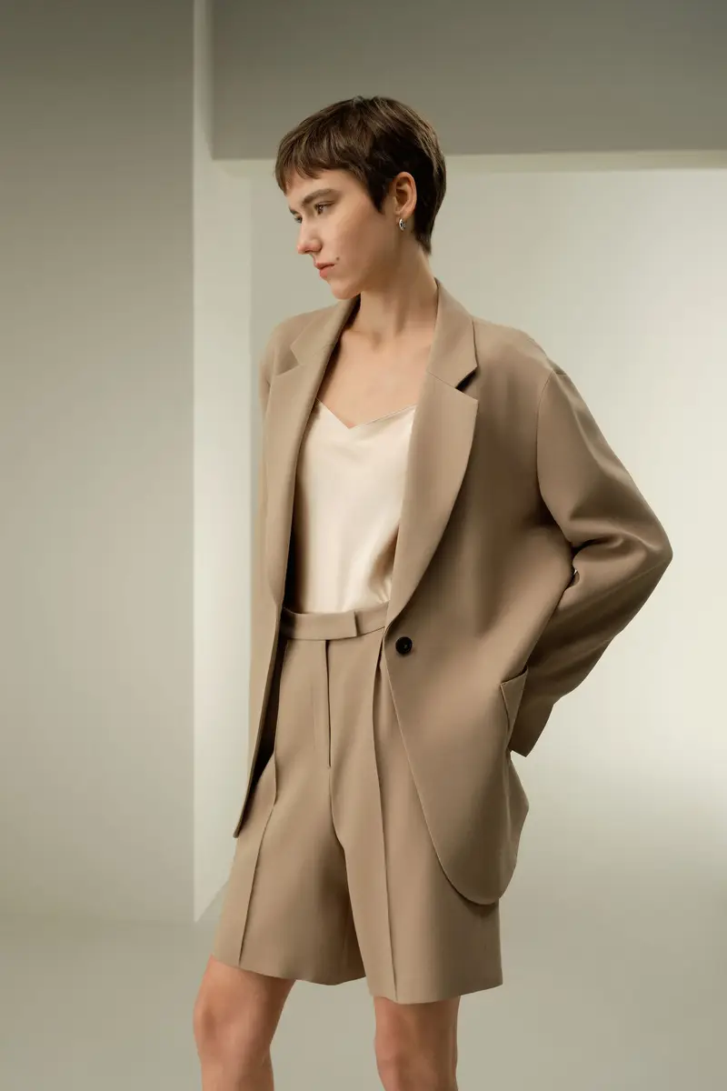 Cappotto Lungo Donna Progettato Per Una Vestibilità Oversizeseta-Lana Blend 30/70 Seta-Lana Blend 30/70 Design Con Un Solo Bottone Cachi