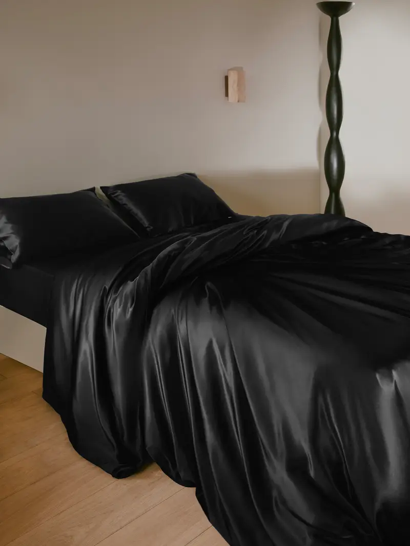 Copripiumini Seta Nero Numero Di Fili Più Alto Seta Delicato Sulla Pelle E Traspirante