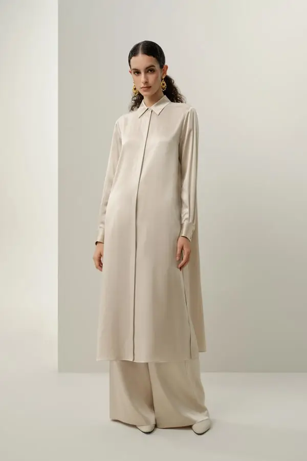 Donna Abito Camicia Elegante in Seta Charmeuse Lungo Caffè Brillante