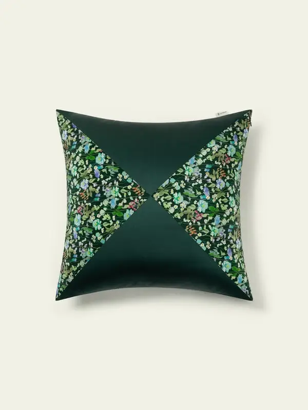 Federa Cuscino Fairytale Forest Seta Liberty Elegante Floreale 45x45cm Bosco delle Fiabe