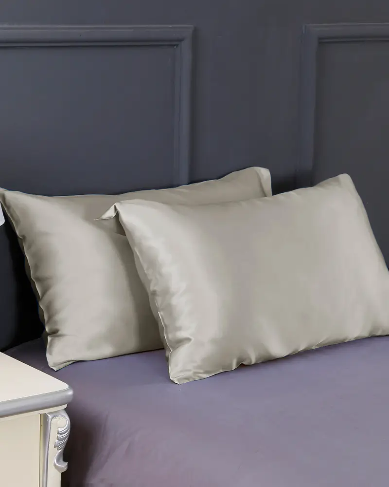 Federa In Seta Grigio Argento Senza Cerniera Metallica 100% Seta Naturale Delicato Per La Pelle E Traspirante x 75cm