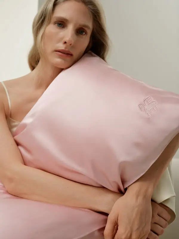 Federa Ricamata Donna in Seta Lavabile Rosa Rosato 40x60cm Elegante