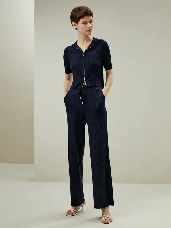 Felpa Di Lana Blu-Marino Cartigan Con Cappuccio Lana E Seta Confort Di Lusso E Vestibilità Fluida